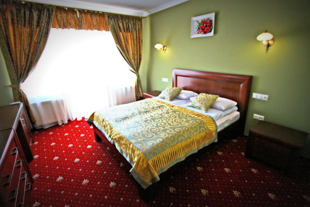 Dvorik Leva Hotel Truskavets